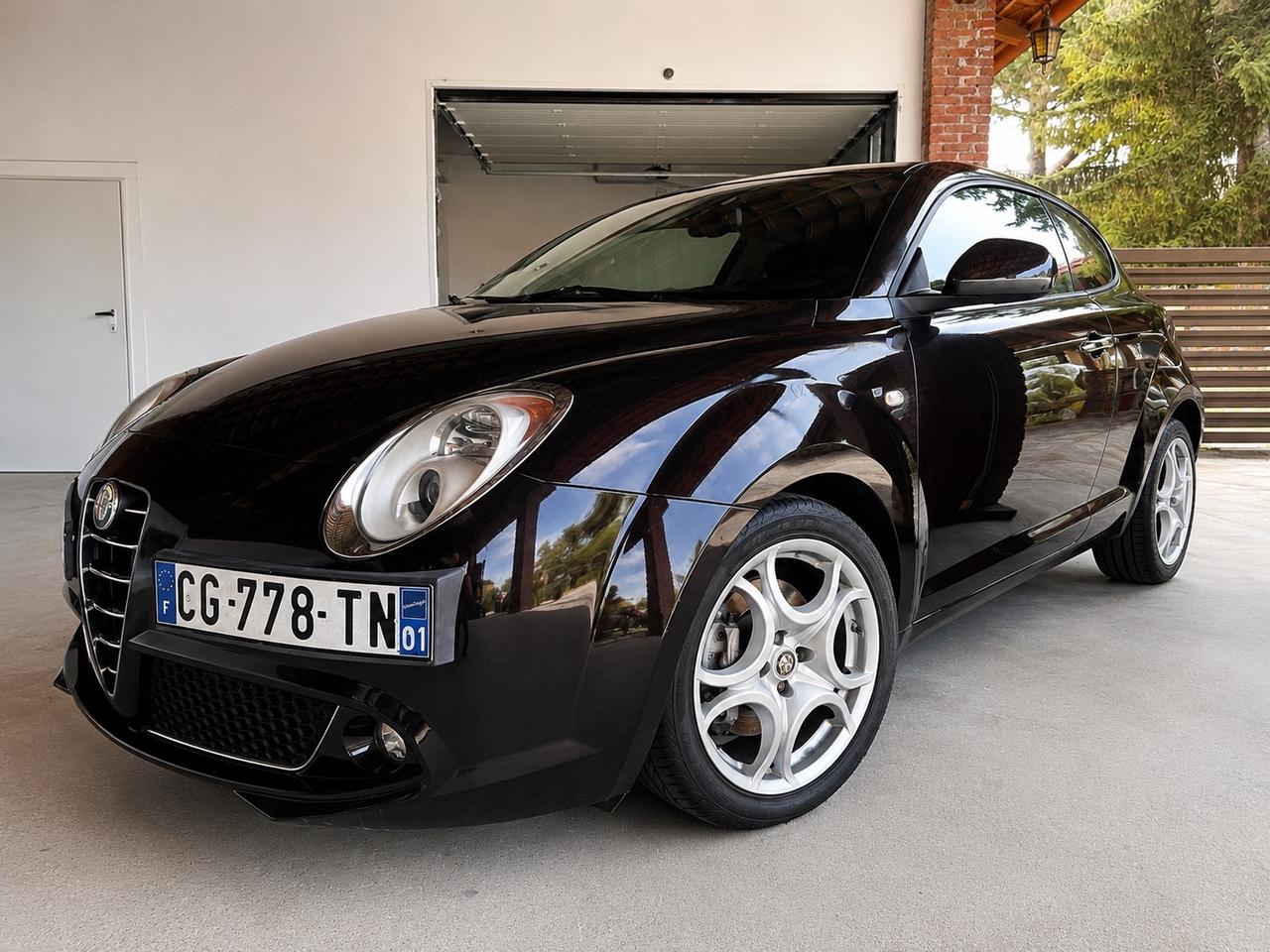 Alfa Romeo MiTo 1.4 T 155 CV Distinctive Sport Pack