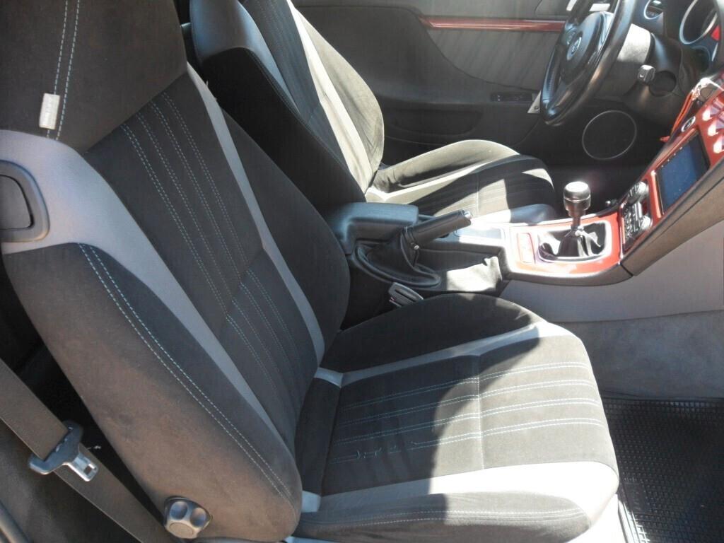 ALFA ROMEO SPIDER 2.4 JTDM 210 CV 2007 EXCLUSIVE CABRIO € 11.900,00