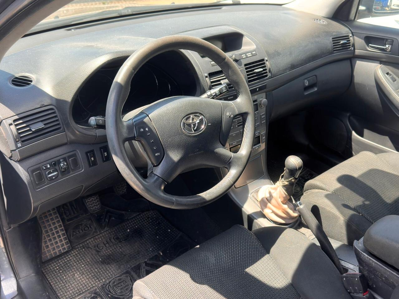 Toyota Avensis 2.0 D-4D 16V Station Wagon