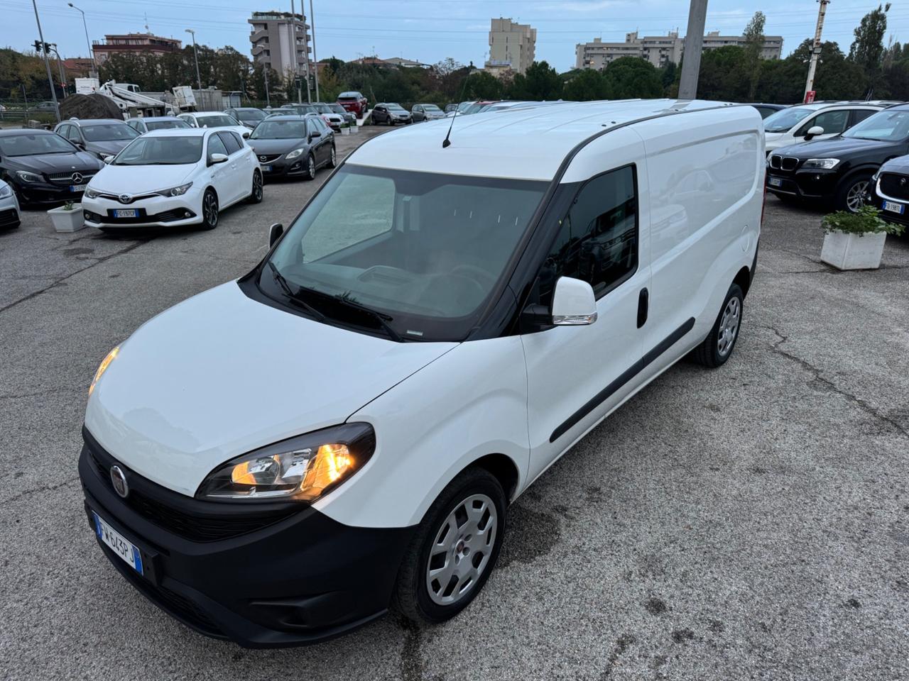 Fiat Doblo’ 1.4 T-Jet Natural Power CARGO MAXI