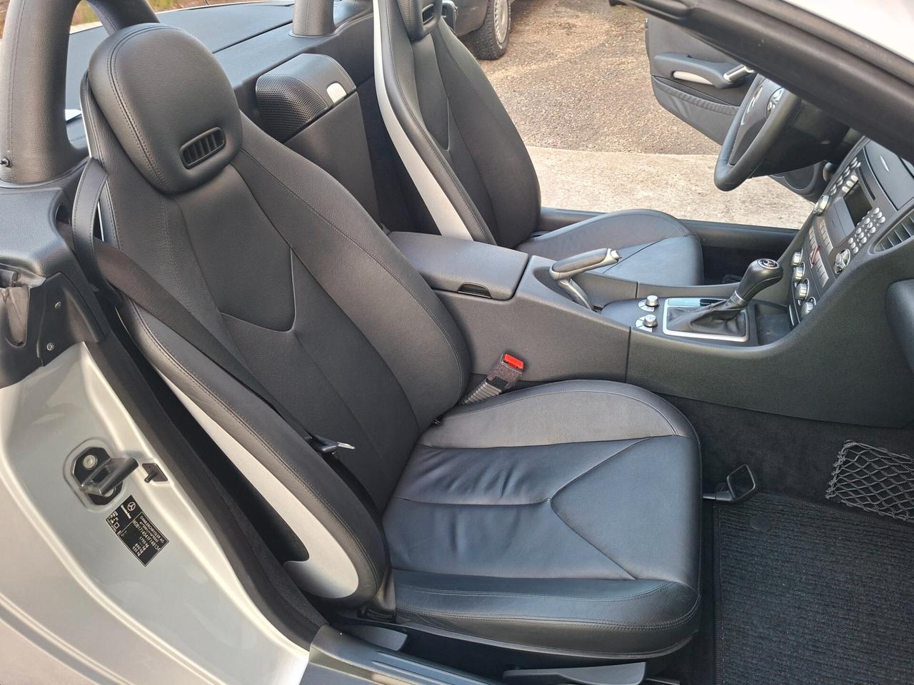 Mercedes SLK R171 280 3.0 V6 231 cv