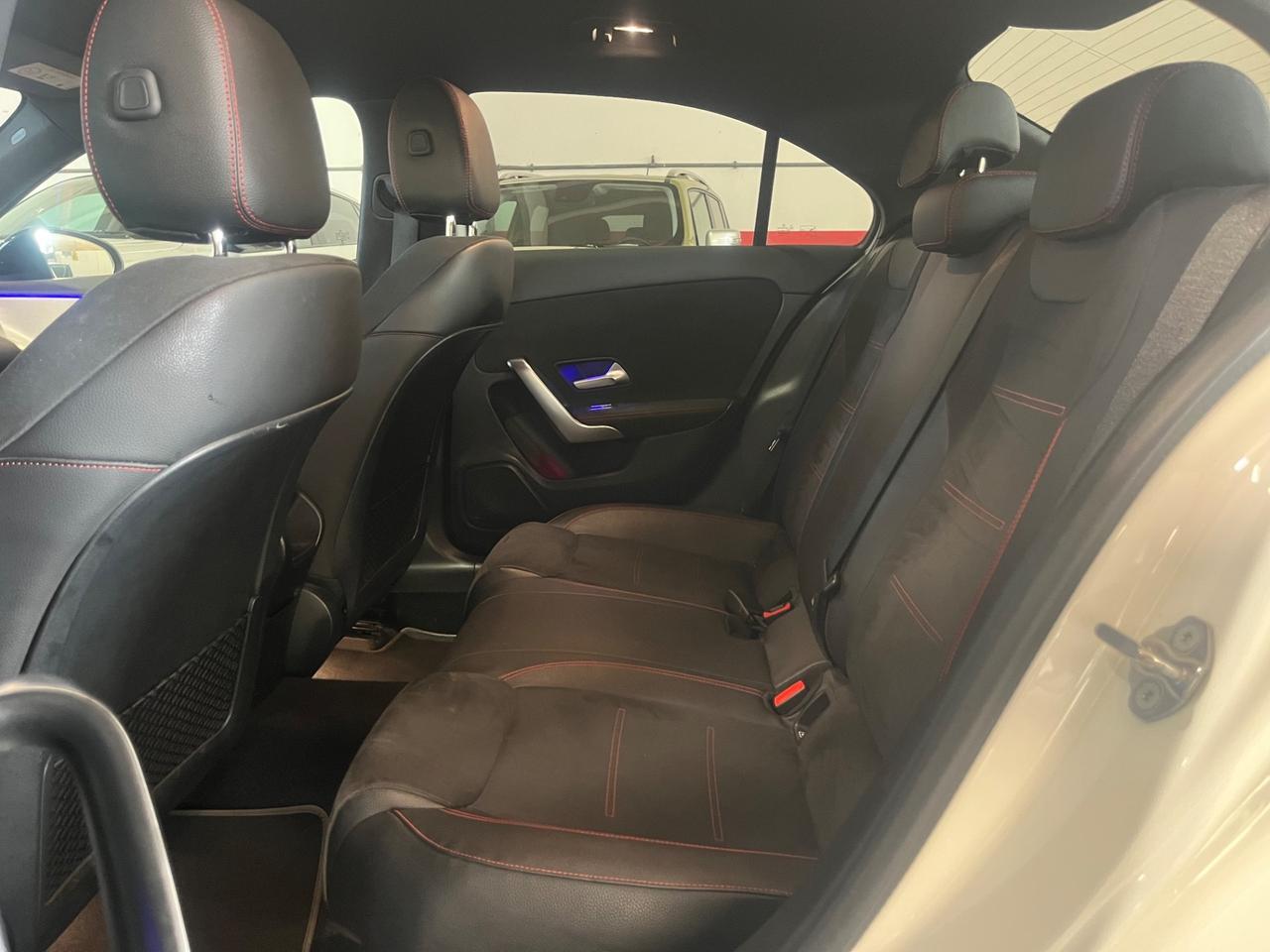 Mercedes-benz A 200 Automatic Premium Amg Sedan