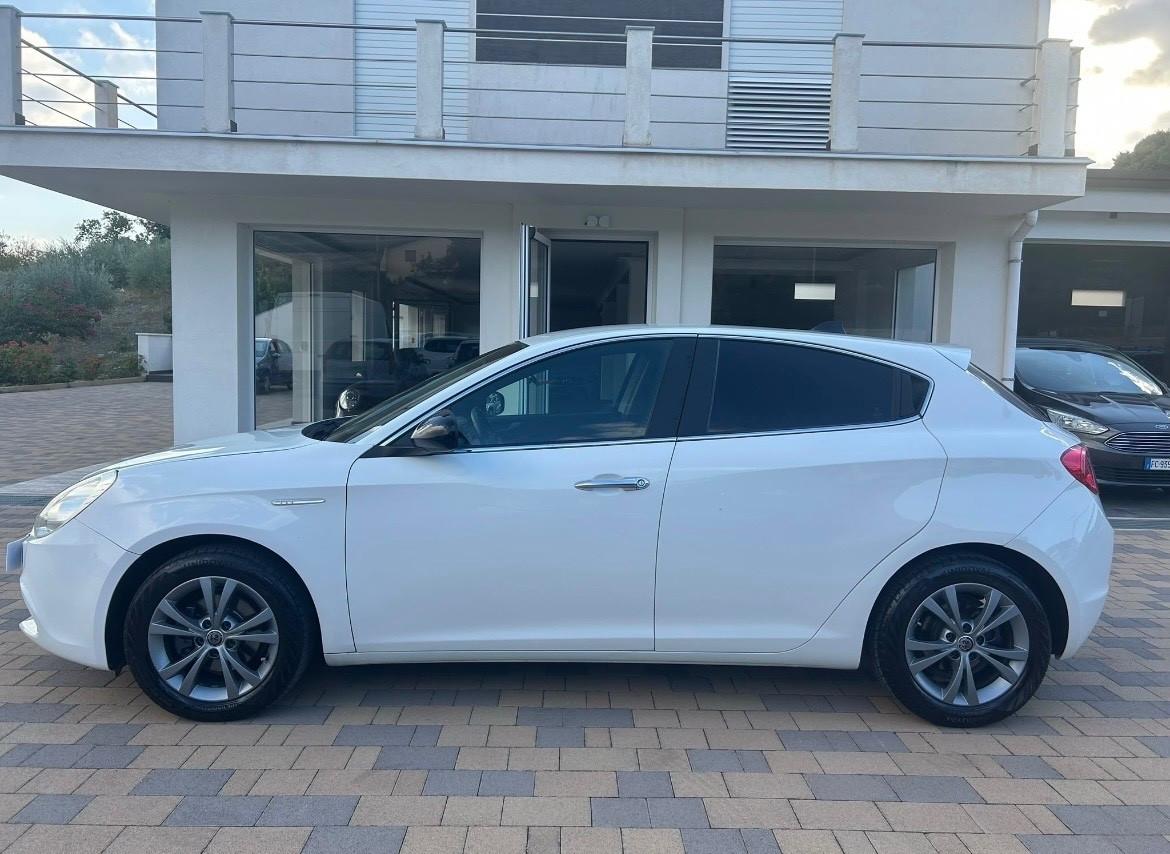 Alfa Romeo Giulietta 1.6 JTDm-2 105 CV Exclusive