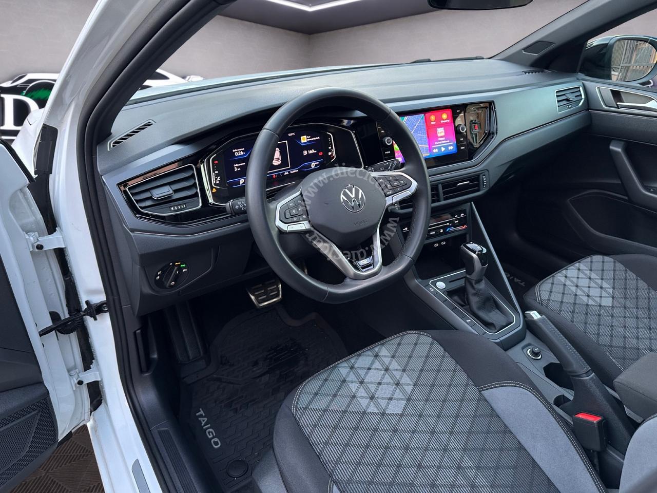 Volkswagen Taigo 1.0 tsi R-Line 115cv dsg MATRIX CAMERA TETTO