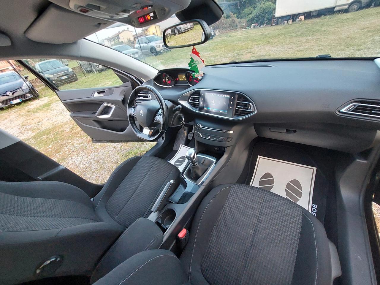 Peugeot 308 BlueHDi 130 S&S SW GT Line