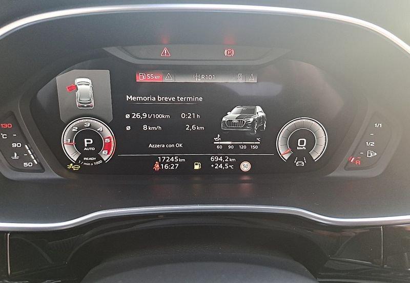 Audi Q3 Q3 40 2.0 tdi Identity Black quattro 193cv s-tronic