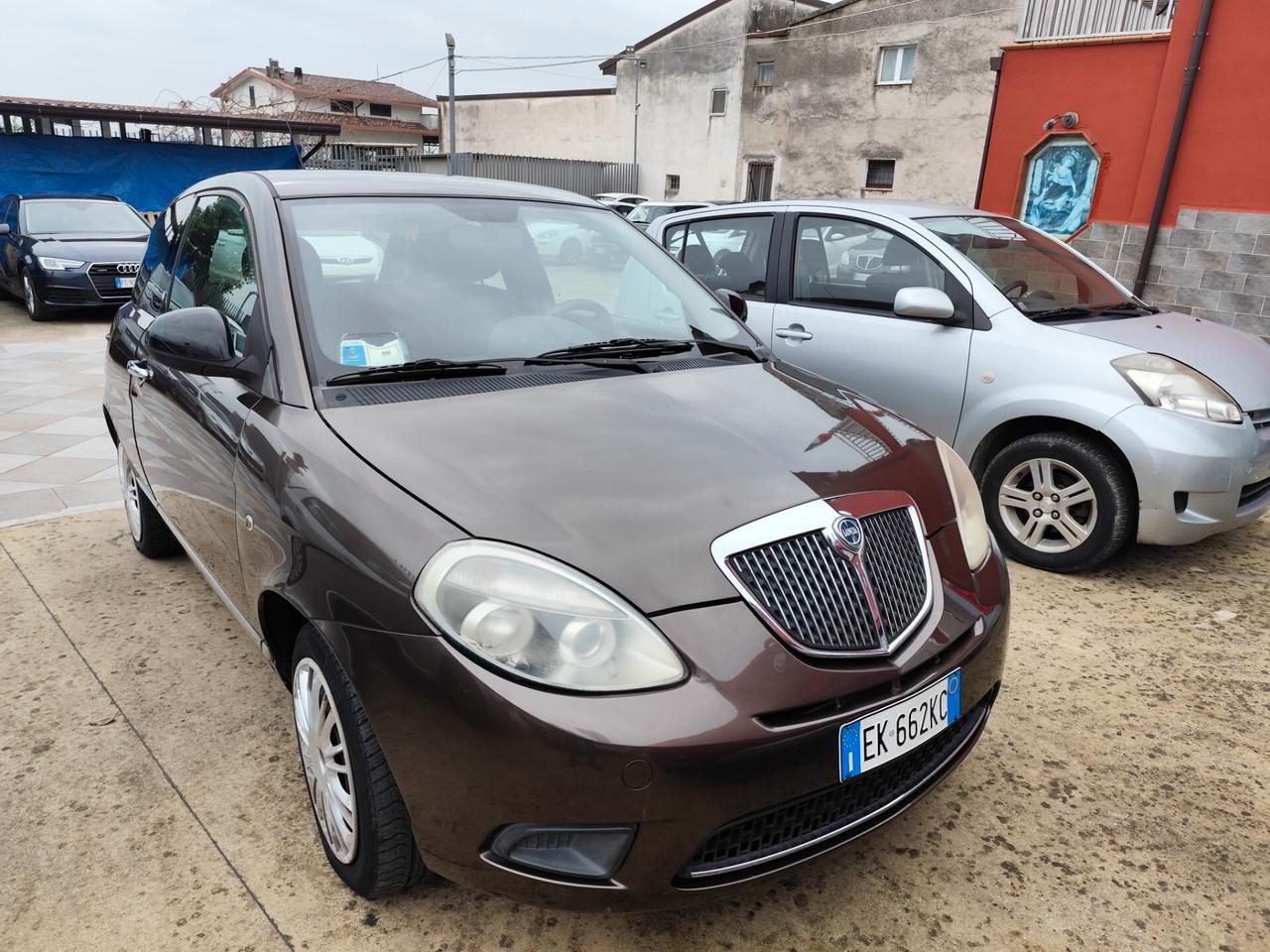 Lancia Ypsilon 1.2 69 CV Platinum GPL