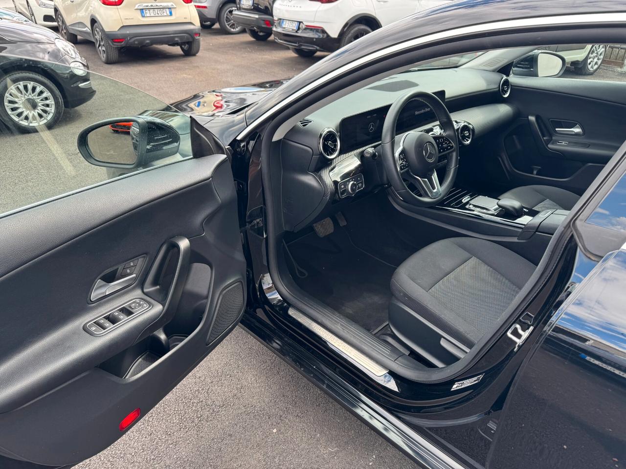 Mercedes-benz CLA 180 d Automatic Business