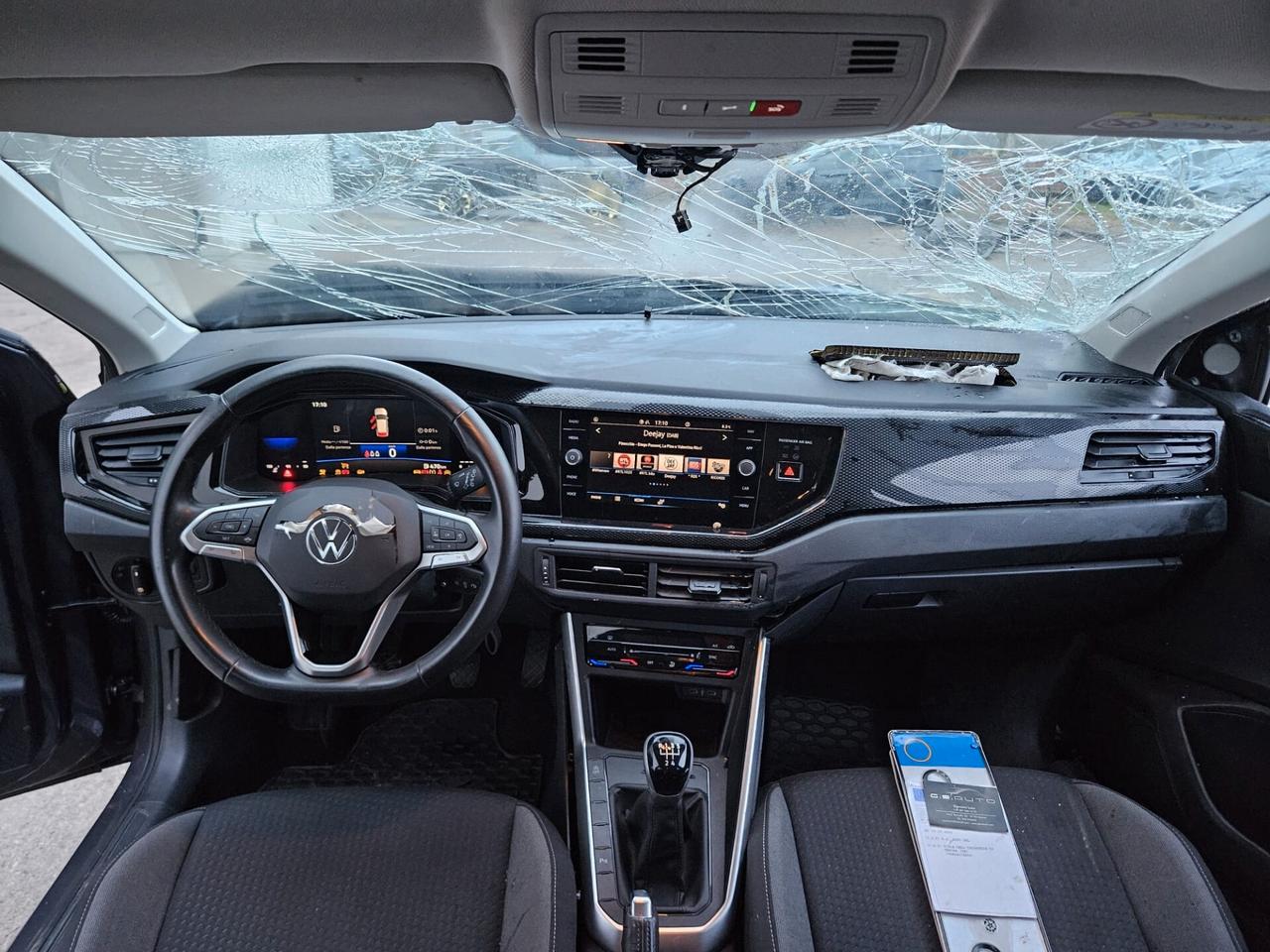 Volkswagen Polo 1.0 evo Life 80cv INCIDENTATA