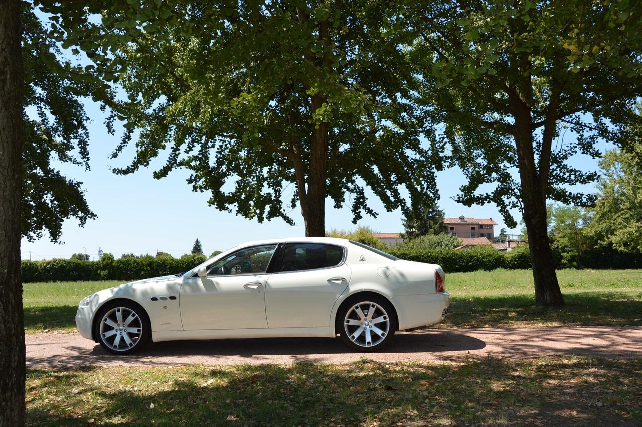 Maserati Quattroporte 4.2 V8 Duoselect Executive GT