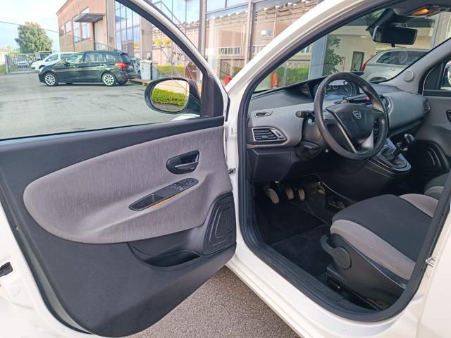 LANCIA Ypsilon 0.9 TwinAir 85 CV 5 porte Metano Ecochic Elefantin