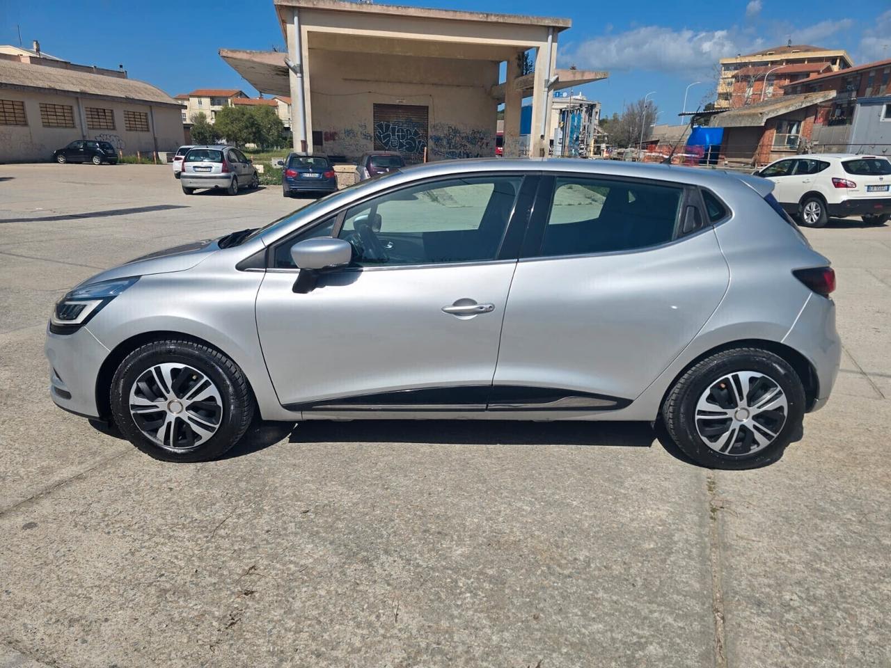 Renault Clio dCi 8V 75 CV Start&Stop 5 porte Energy Intens