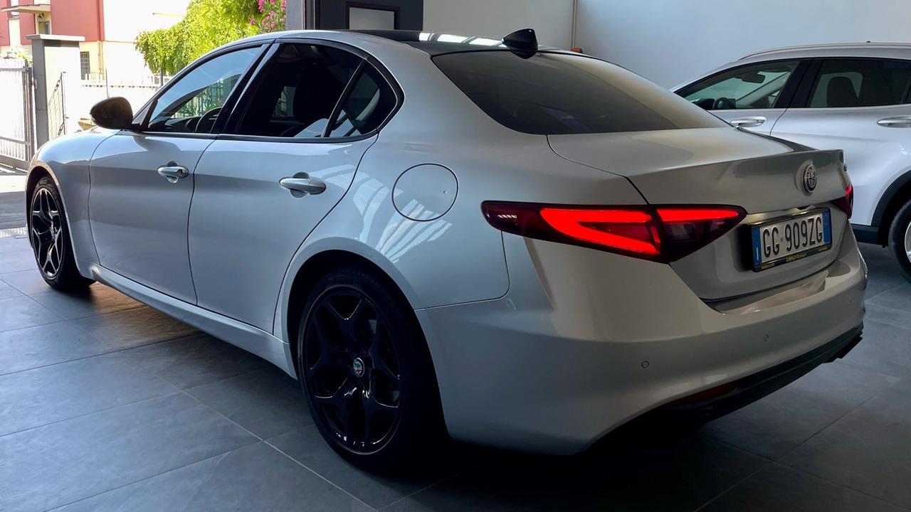 ALFA ROMEO GIULIA 2.2 TURBODIESEL EXECUTIVE 190CV - FULL LED, PELLE, CAR PLAY