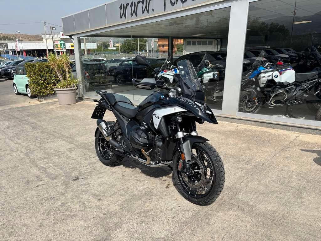 Bmw R 1300 GS Triple Black 2026 KM 0 Tua a solo 239 Euro al mese