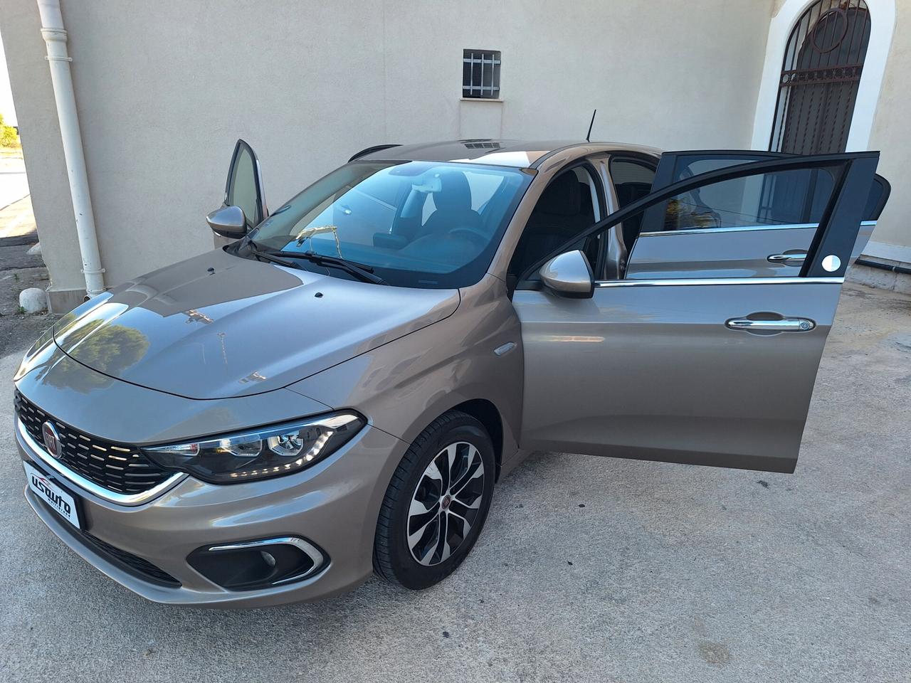 Fiat Tipo 1.3 mjt 95 cv E6 "BERLINA" 68000 km 2020