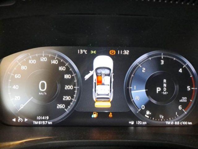 VOLVO XC40 D3 AWD Geartronic Business