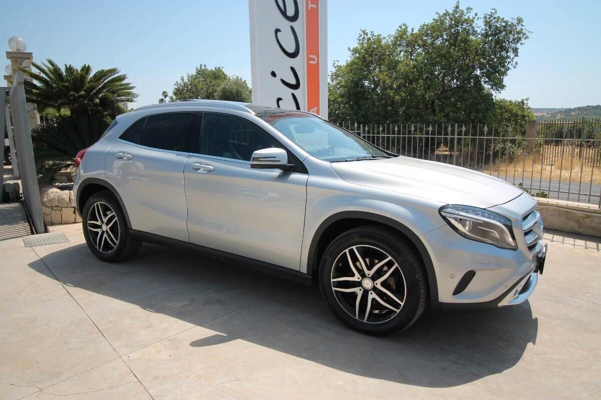 Mercedes GLA 200 d Automatic Sport | 2015
