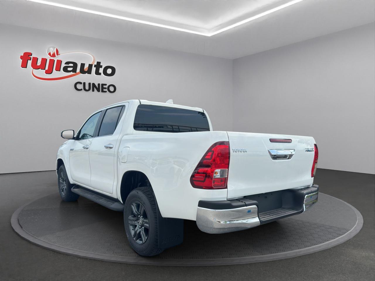 Toyota Hilux MY25 2.8 d-4d 48V double cab Lounge