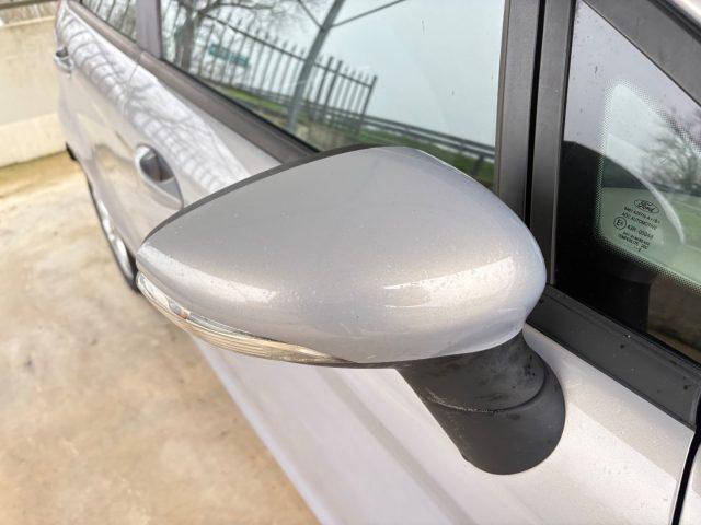 FORD Fiesta 1.4 TDCi 70CV 5 porte Titanium OK NEOPATENTATI
