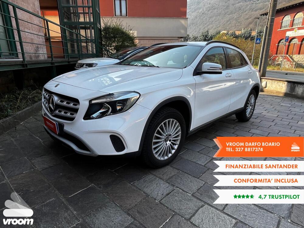 MERCEDES GLA (X156) GLA 200 d Automati...