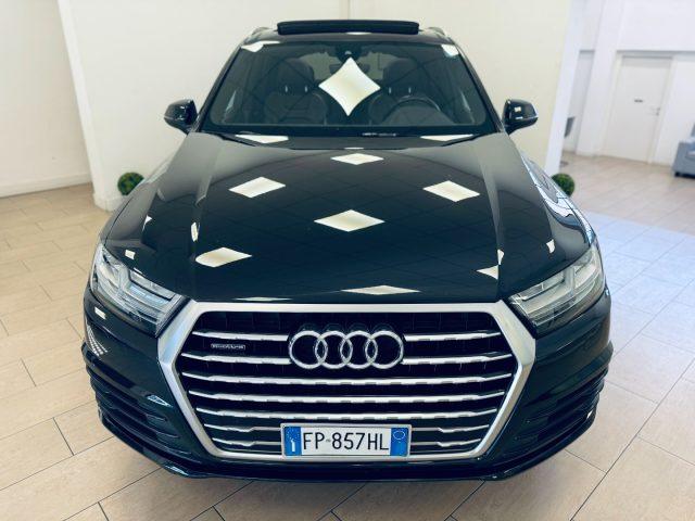 AUDI Q7 3.0 TDI 272 CV Quattro S line - 215.000 Km