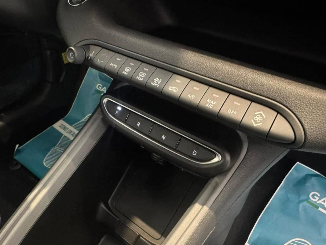 Jeep Avenger 1.2 t. e-hybr.mhev Longitude fwd 110cv edct6