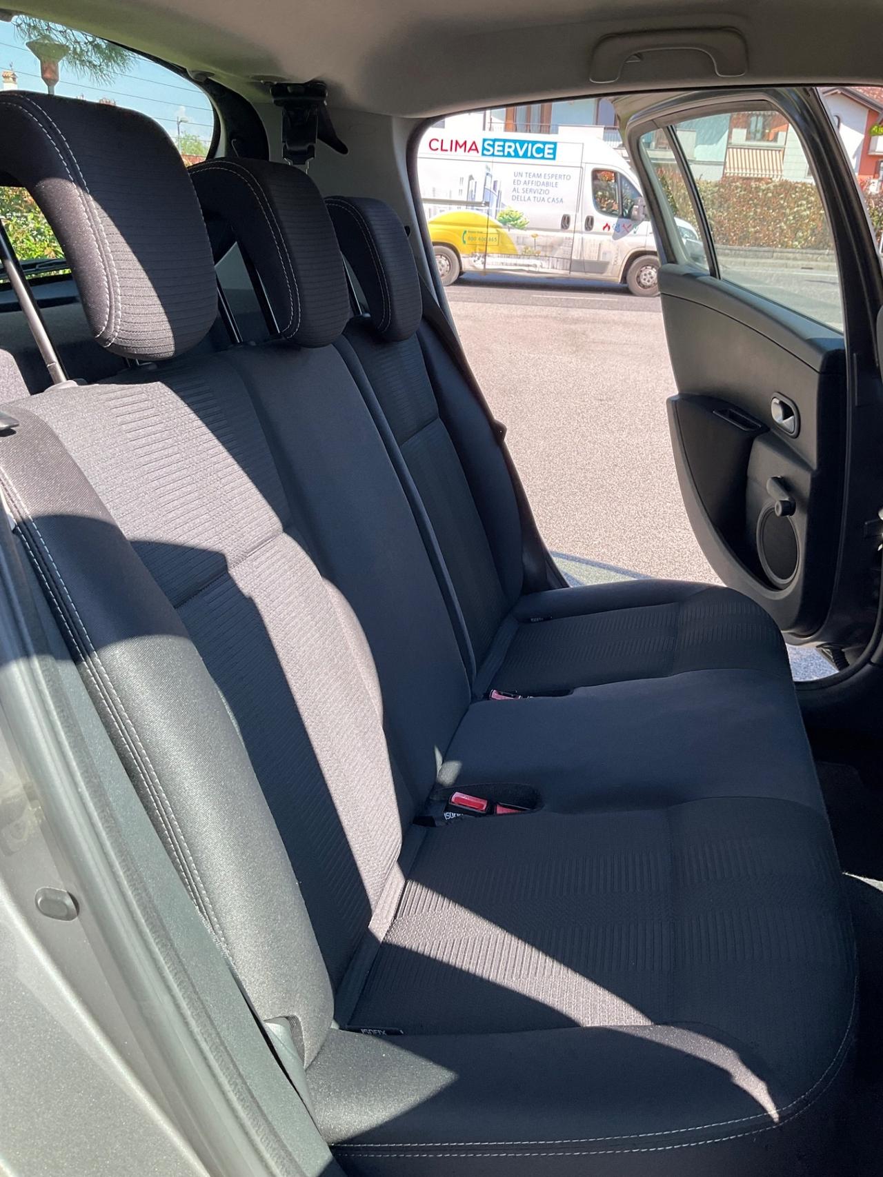 Renault Clio 1.2 16V 5 porte Live!