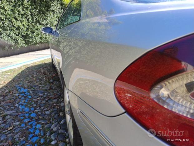 MERCEDES-BENZ CLK 270 CDI Avantgarde Autom. full