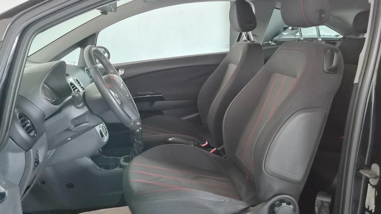 Opel Corsa 1.4 16V 3 porte Sport (OK NEOPATENTATI)