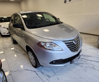 Lancia Ypsilon BENZ/METANO 85CV