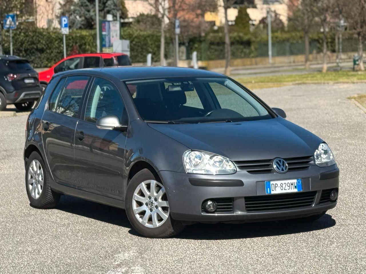 Volkswagen Golf 1.4 16V TSI 5p. DSG 7G x neopatentati