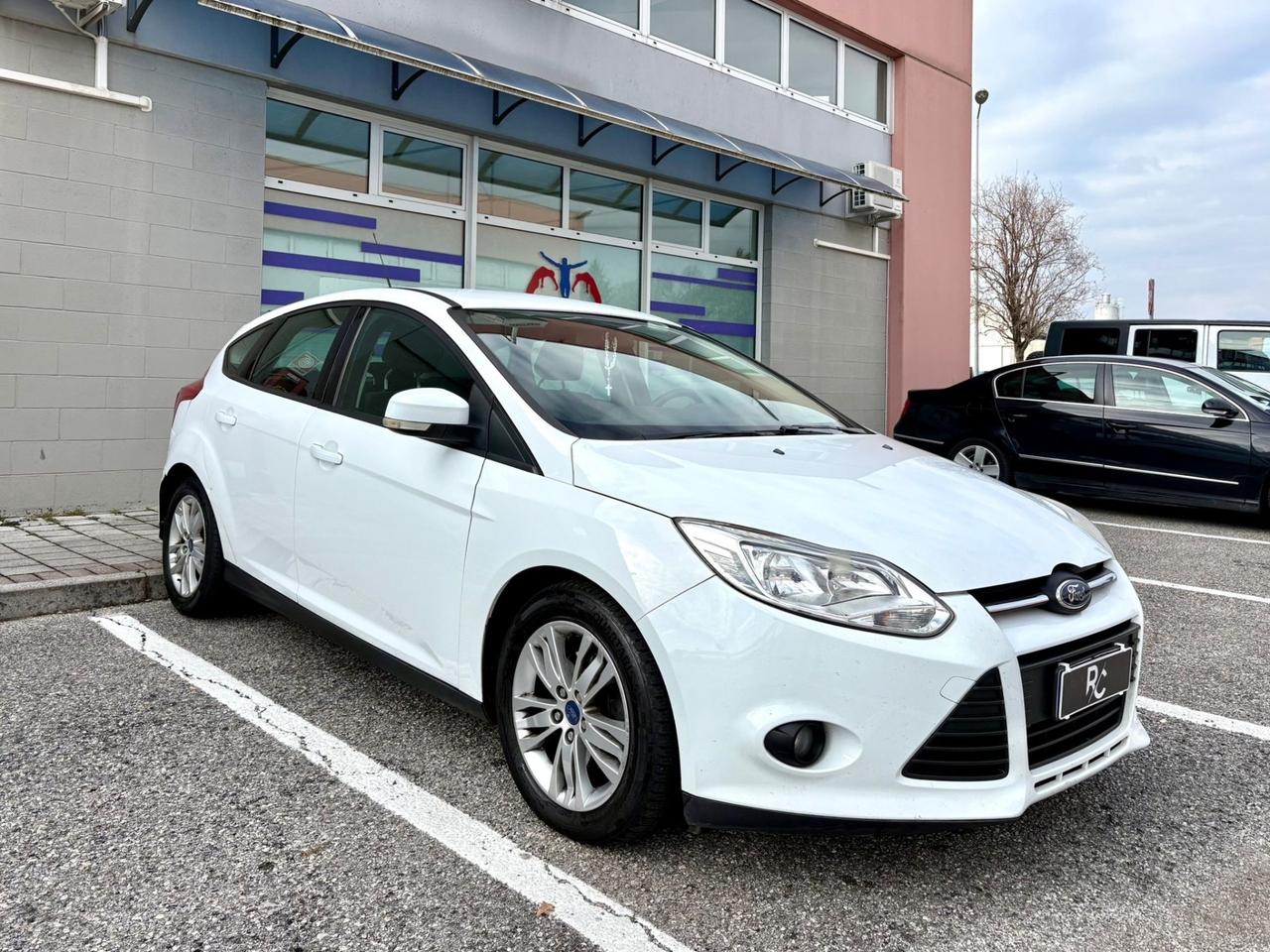 Ford Focus 1.6 TDCi (110CV) 5p. Tit. DPF