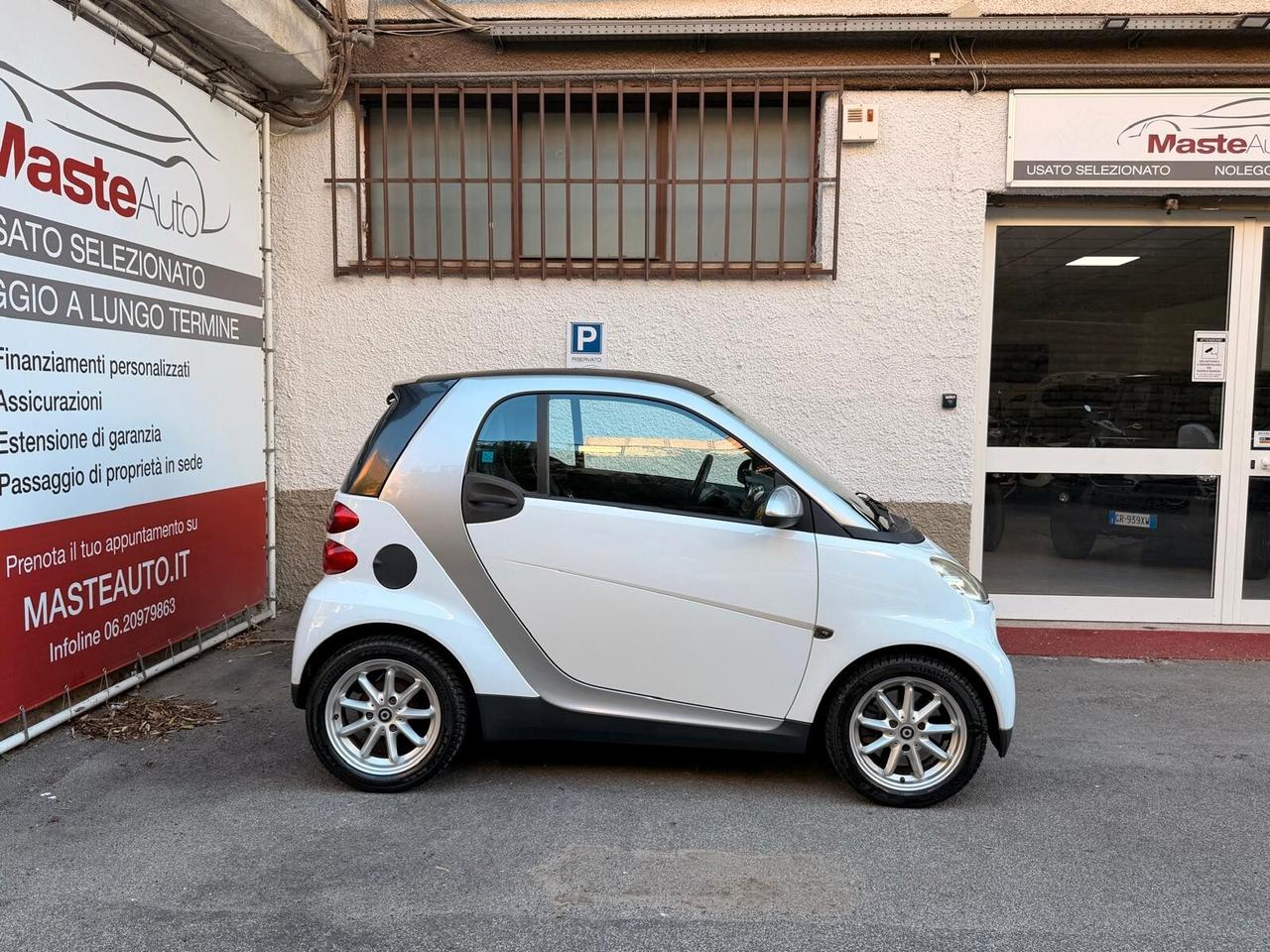 Smart ForTwo 1000 52 kW coupé passion