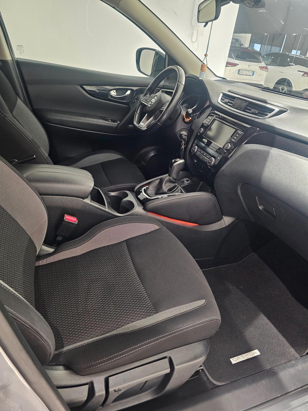 Nissan Qashqai 1.5 dCi N-Connecta