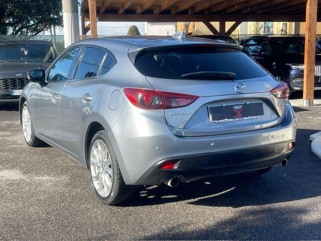 Mazda 3 Mazda3 2.2 Skyactiv-D Exceed