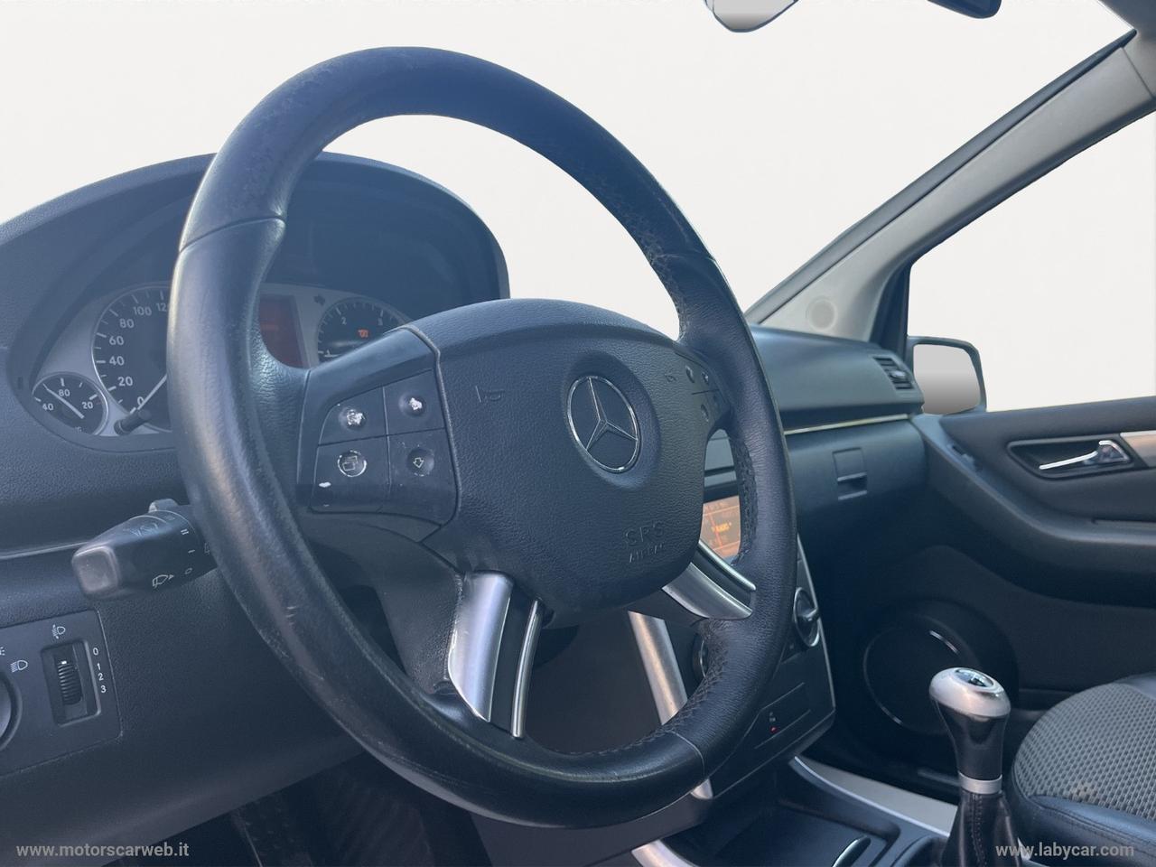 MERCEDES-BENZ B 200 CDI Sport