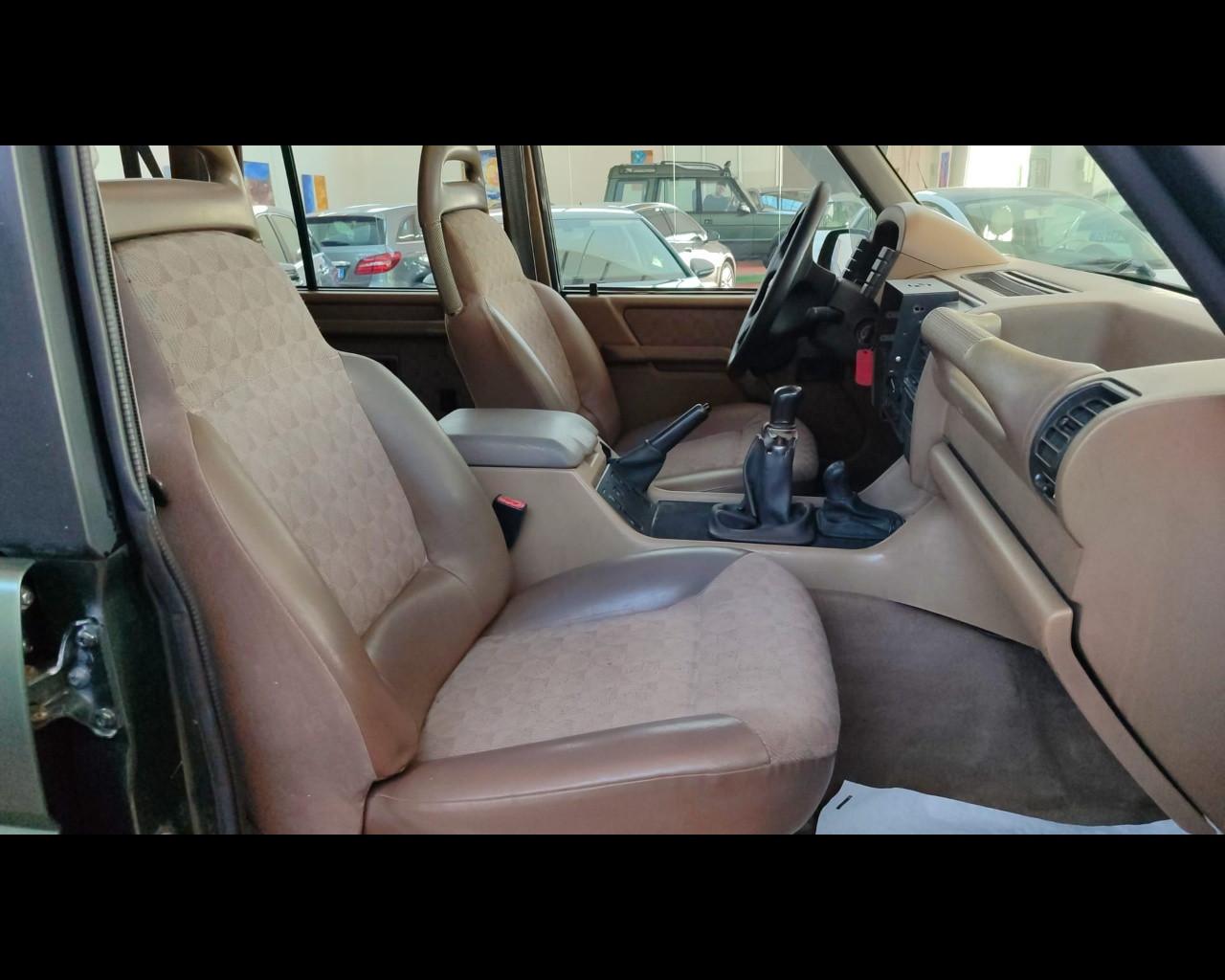 LAND ROVER Discovery 1ª serie - Discovery 2.5 Tdi 5 porte Luxury