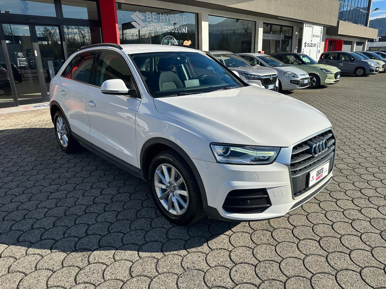 Audi Q3 2.0 TDI 120 CV Business