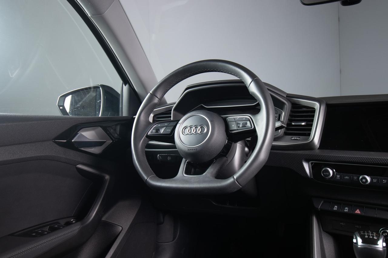 Audi A1 Sportback 30 Tfsi S-line Identity Black 116cv