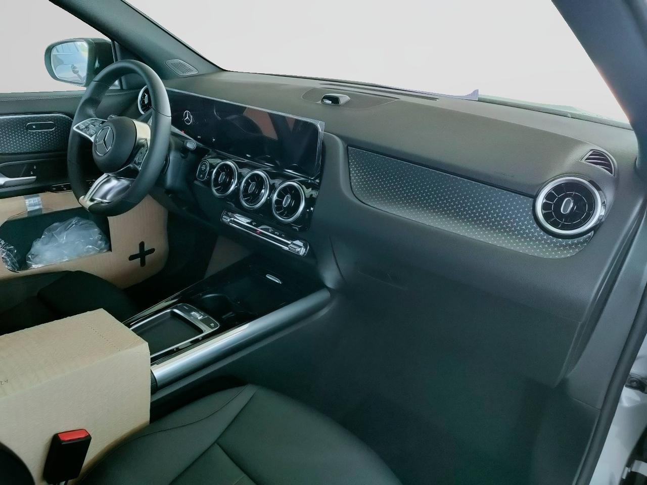 Mercedes-Benz GLA 200 d automatic