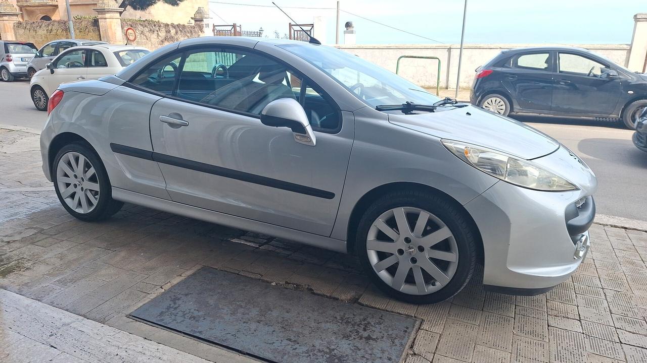 Peugeot 207 1.6 HDi 110CV CC Tecno