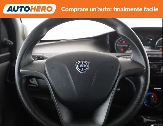 LANCIA Ypsilon 1.2 69 CV 5 porte Silver