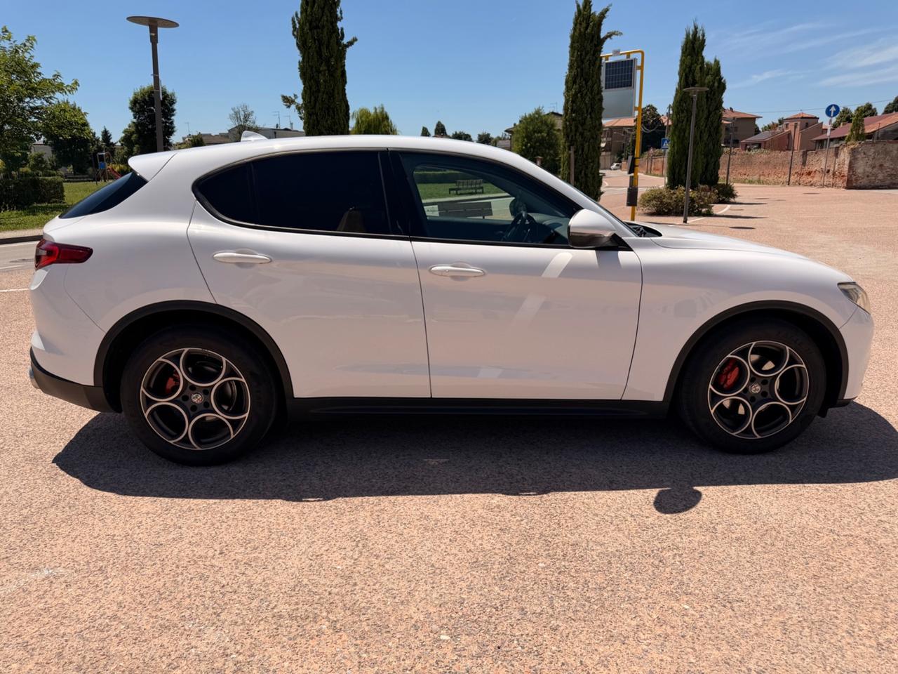 Alfa Romeo Stelvio 2.2TD 2018 PRONTO USO GARANZIA
