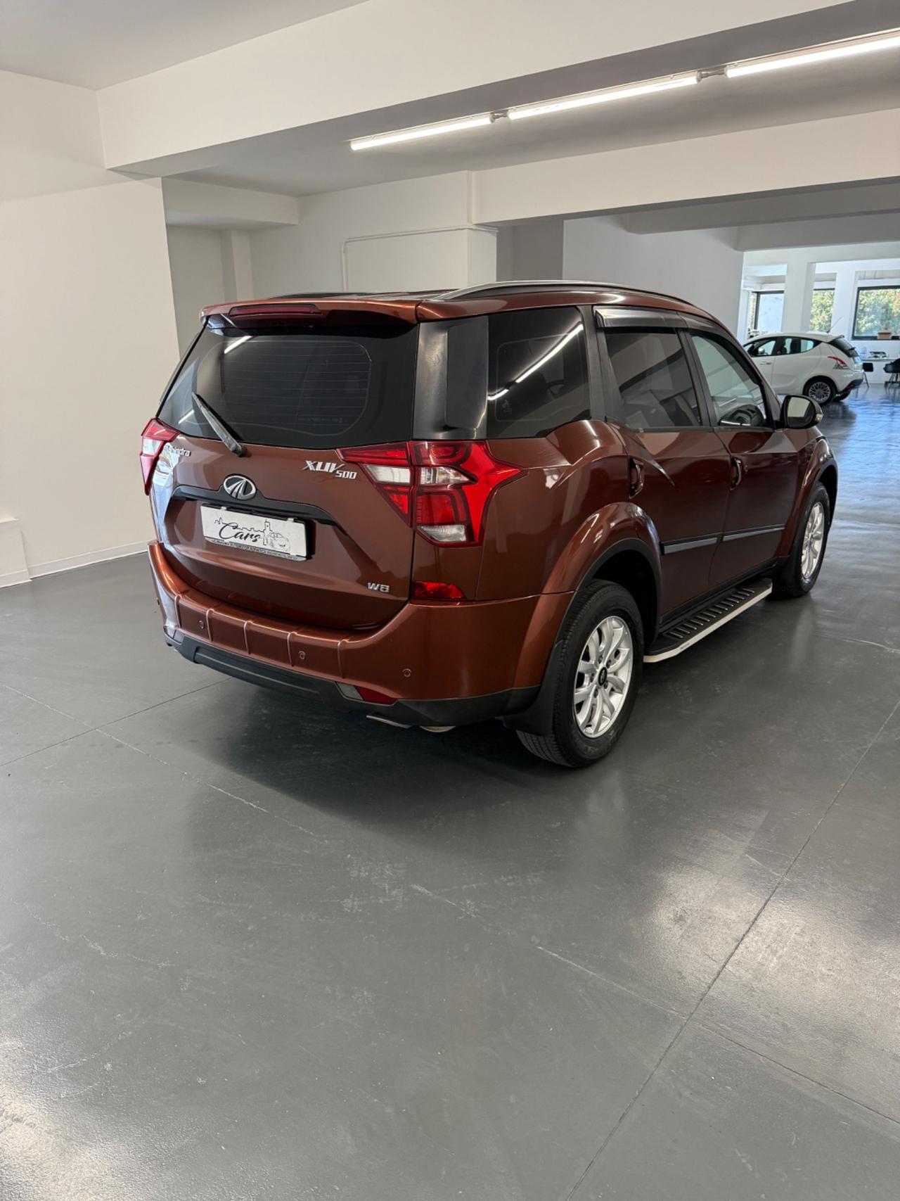 Mahindra XUV500 2.2 16V FWD W10