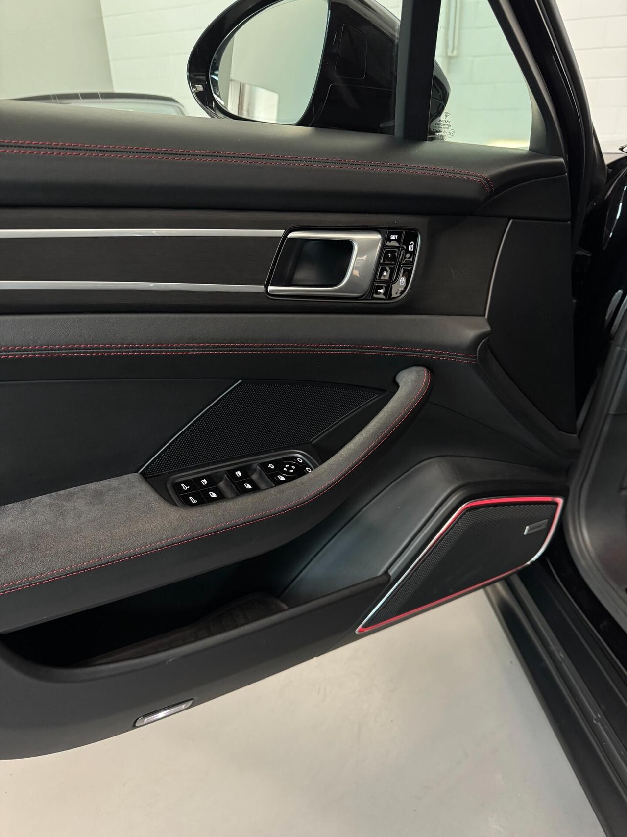 Porsche Panamera GTS SportTurismo FullOptional **111PuntiPorsche**