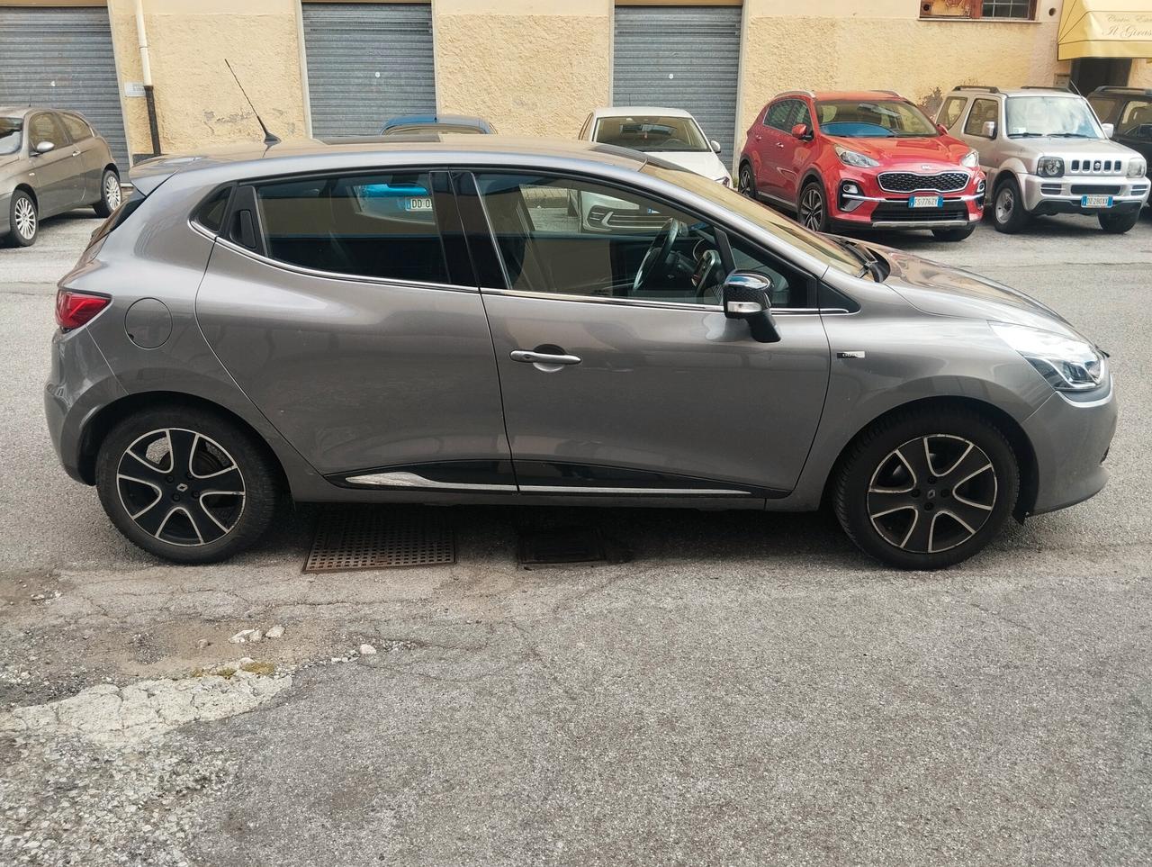 Renault Clio TCe 12V 90CV Start&Stop 5 porte Energy Zen