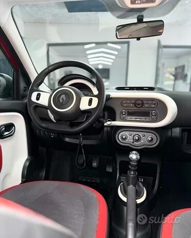 Renault Twingo TCe 90 CV La Parisienne