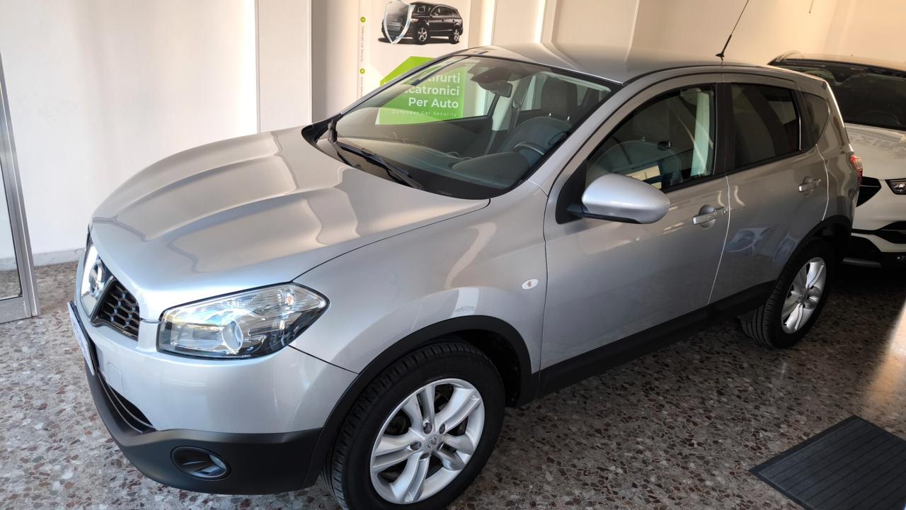 Nissan Qashqai 2.0 dCi DPF 4WD aut. Acenta
