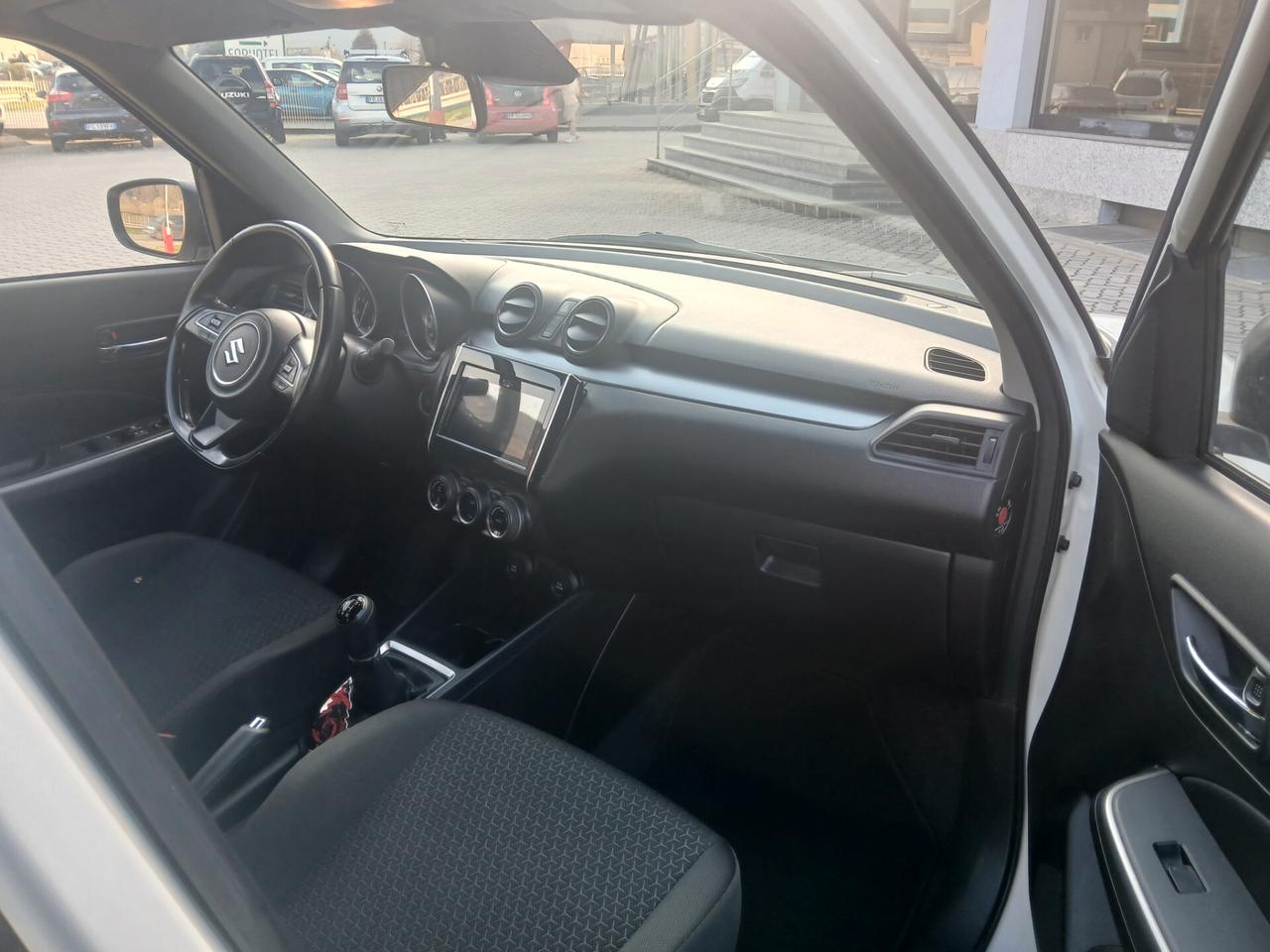 Suzuki Swift 1.2 Hybrid 4WD AllGrip Top