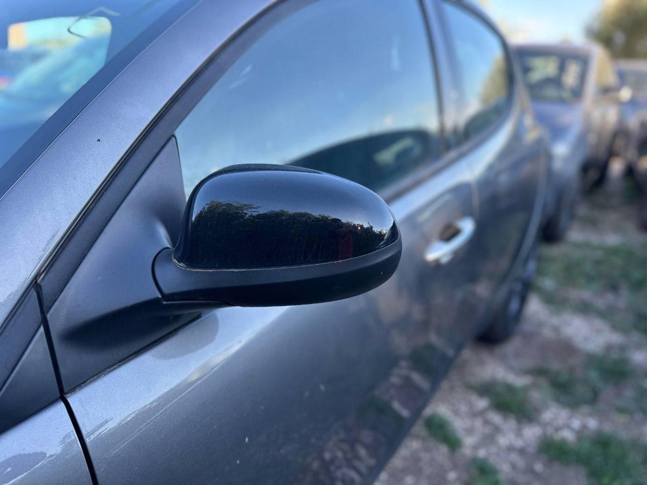 LANCIA Ypsilon III 2021 - Ypsilon 1.0 firefly hybrid Platino s&s 70cv